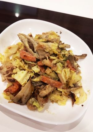 ズボラ残り野菜と鳥のガーリックマヨ炒め-レシピのメイン写真