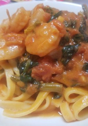 エビとほうれん草のトマトクリームスパ-レシピのメイン写真