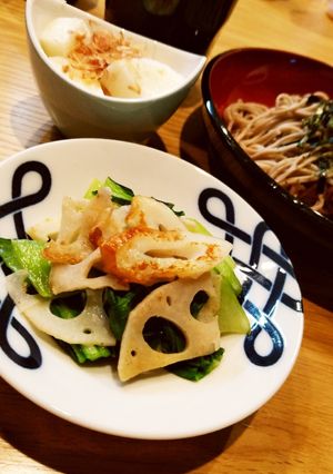 簡単一品♪れんこんとチンゲンサイの炒め物-レシピのメイン写真