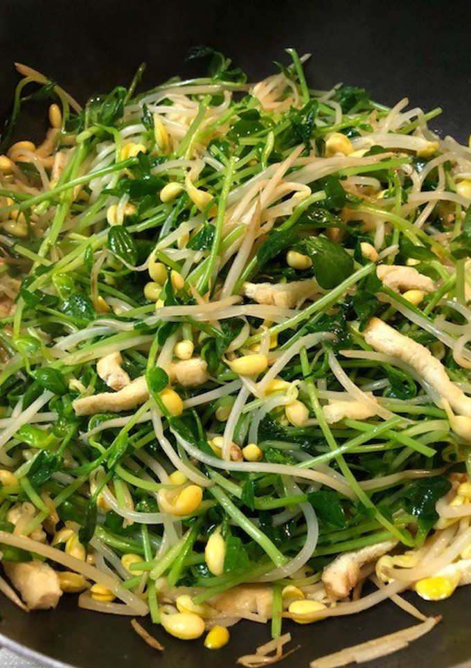 豆苗、油揚げのオイスターソース炒め-レシピのメイン写真