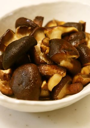 ご飯の供♪簡単美味♪生椎茸のハイカラ佃煮-レシピのメイン写真