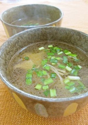 オッサンのキノコのお吸い物-レシピのメイン写真