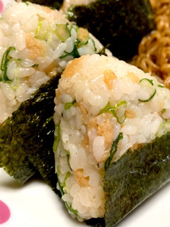 ごま油香る たぬきにぎり-レシピのメイン写真