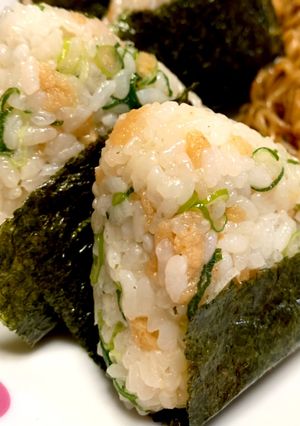 ごま油香る たぬきにぎり-レシピのメイン写真