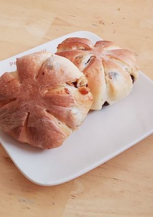 マーガレットパン（クルミ&レーズン）-レシピのメイン写真