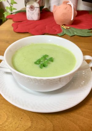 ブロッコリーと新玉ねぎのスープ-レシピのメイン写真