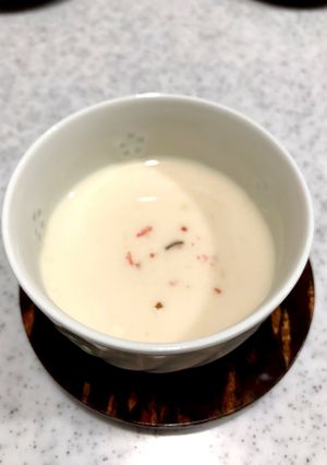 ひな祭り 甘酒 桜塩をそえて-レシピのメイン写真