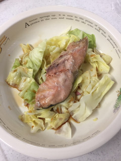 ルクエで。キャベツと鮭のポン酢和え-レシピのメイン写真
