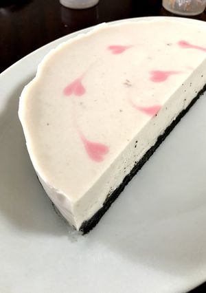 ほんのりピンクのヨーグルトムースケーキ-レシピのメイン写真