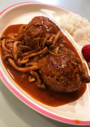 デミグラ煮込みハンバーグ-レシピのメイン写真