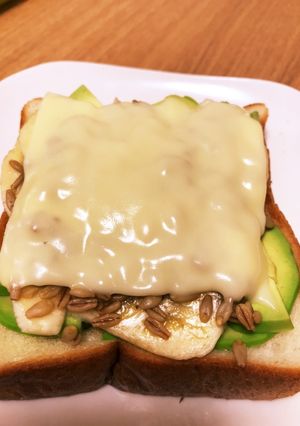 腸まで届くアボカドバナナのチーズトースト-レシピのメイン写真