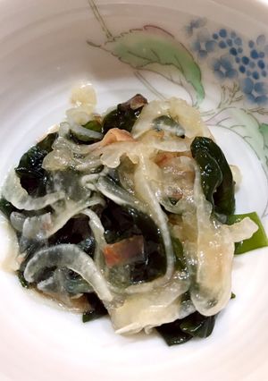 新玉とわかめのサラダ-レシピのメイン写真
