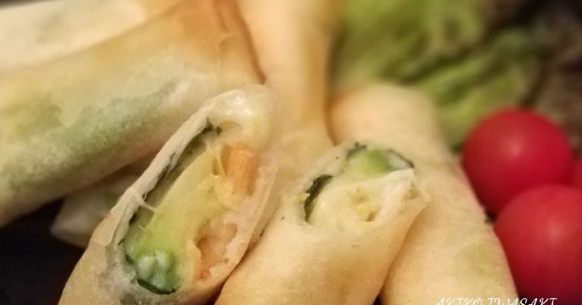 綺麗になれちゃう『エビ＆アボカド春巻き』 by akikoiwsk