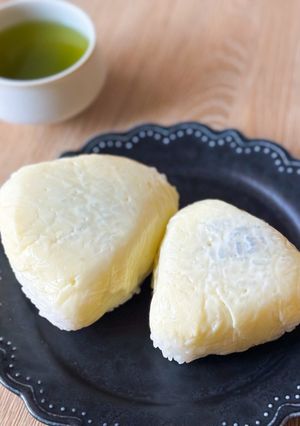 包む！チーズウインナーおにぎり-レシピのメイン写真