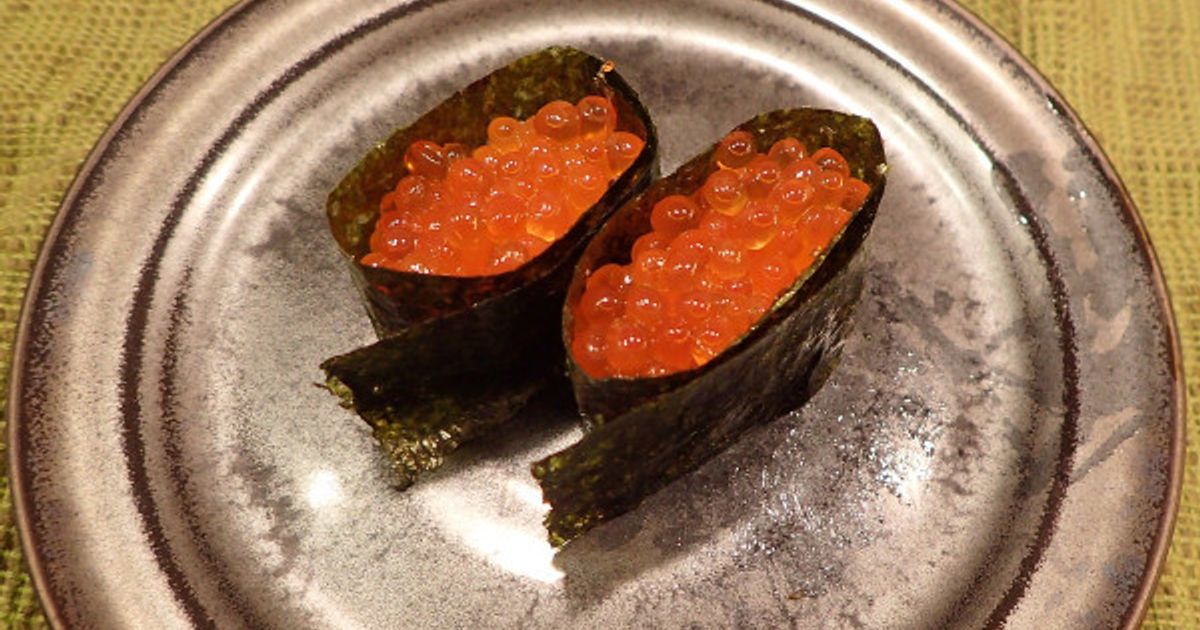 たこイクラ軍艦☆ たこイクラ軍艦☆ #octopuseggs #たこまんま#かっつ飯, シェフヒロ氏の