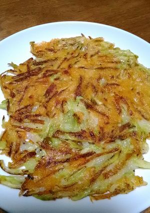 ブロッコリーの茎でチーズガレット-レシピのメイン写真