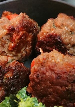 トマトと紫蘇の✨サラダビーフハンバーグ-レシピのメイン写真
