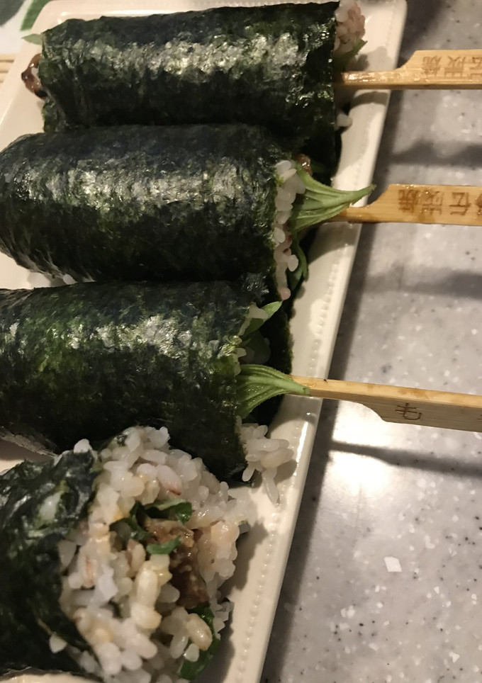 冷凍焼鳥＋マヨ＋紫蘇　のり巻き　簡単-レシピのメイン写真