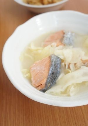春キャベツと秋鮭の甘酒バター煮-レシピのメイン写真