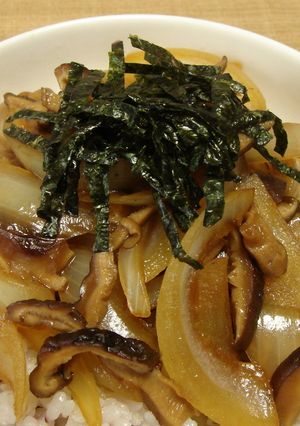 マクロビ☆玉ねぎ・しいたけ丼-レシピのメイン写真