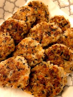 *離乳食後期*鶏ひき肉豆腐ハンバーグ-レシピのメイン写真