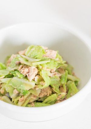 鯖の水煮缶とキャベツのごまあえ-レシピのメイン写真