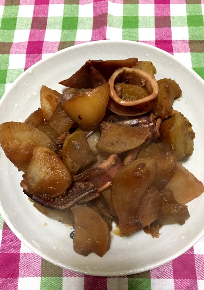 無水鍋でコクうま、イカと大根の煮物！-レシピのメイン写真
