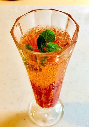いちごのしゅわしゅわ炭酸水-レシピのメイン写真
