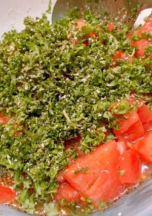 たくさん食べられるトマトとパセリのサラダ-レシピのメイン写真
