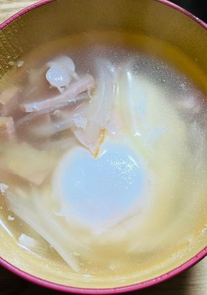 簡単☆ベーコンと玉ねぎのたまご入りスープ-レシピのメイン写真