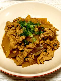 味しみしみ豚肉と大根の炒め煮♪-レシピのメイン写真