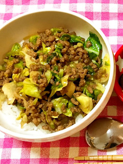 激うま♡合びき肉とキャベツの甘辛カレー丼-レシピのメイン写真