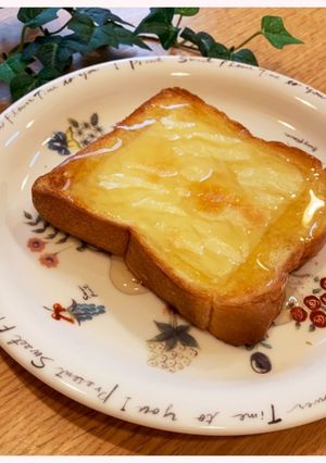 蜂蜜たっぷりのチーズトースト-レシピのメイン写真