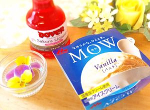 バニラアイス＋桜リキュールで桜アイス-レシピのメイン写真