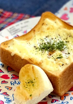 残ったカレーで♪ エッグカレートースト♡-レシピのメイン写真