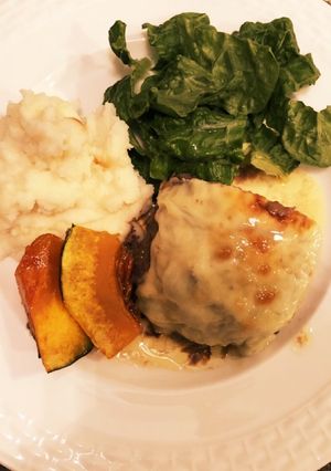 チーズソーセージロールハニーバターソース-レシピのメイン写真