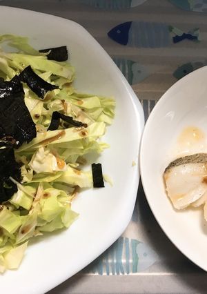 【3/6夜ご飯】キャベツとレモンタラ-レシピのメイン写真