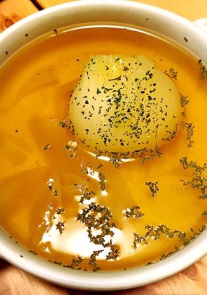 簡単！まるごと新玉ねぎスープ-レシピのメイン写真