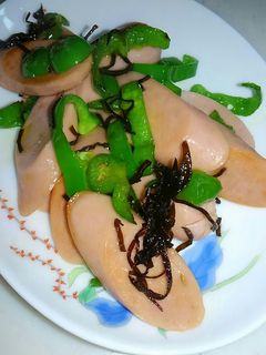 魚肉ソーセージとピーマンの塩昆布炒め-レシピのメイン写真