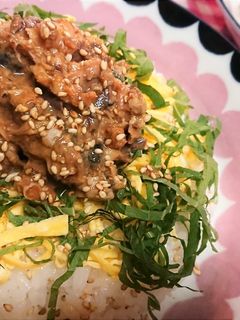 缶詰でお手軽!【サバ缶ちらし寿司】-レシピのメイン写真