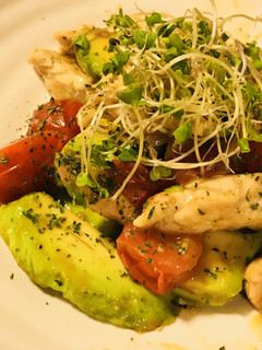 鶏肉とアボカドのプチトマトソース炒め-レシピのメイン写真