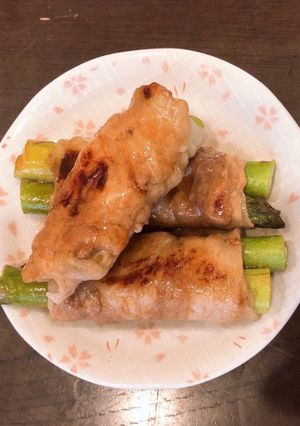 簡単!アスパラガスの豚肉巻き-レシピのメイン写真