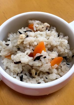 離乳食完了期。ひじきの炊き込みご飯。-レシピのメイン写真