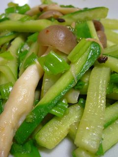きゅうりとしめじのごま油炒め-レシピのメイン写真