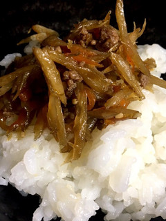 ご飯がすすむ!汁だくそぼろキンピラ!-レシピのメイン写真