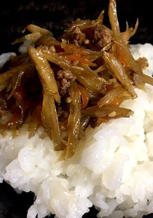 ご飯がすすむ！汁だくそぼろキンピラ！-レシピのメイン写真