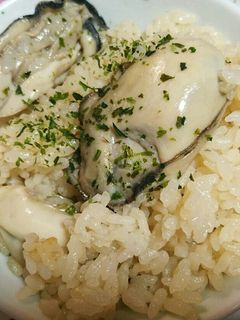 ふっくらプリプリ!縮まない超簡単牡蠣ご飯-レシピのメイン写真