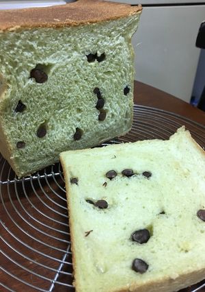 小豆と抹茶の食パン-レシピのメイン写真