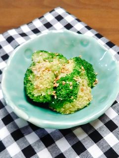 ブロッコリーのごま和え-レシピのメイン写真
