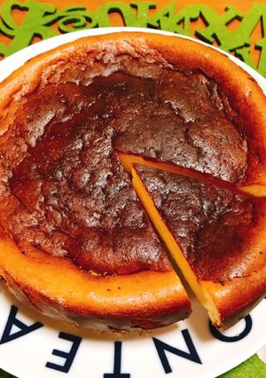 混ぜて焼くだけ♡ベイクドチーズケーキ-レシピのメイン写真
